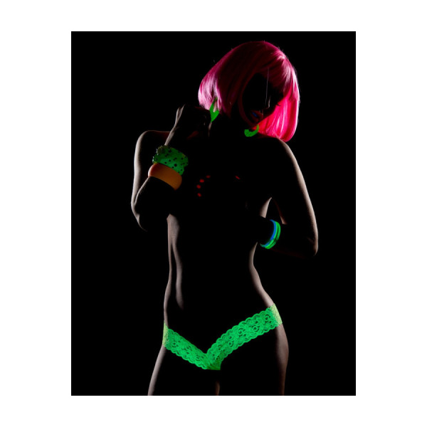 String brésilien vert en dentelle 